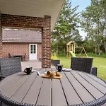 Vakantiehuis Hjalmsvider - 1km From The Sea By Interhome