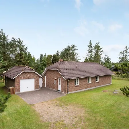 Hjalmsvider - 1km From The Sea By Interhome * Blavand