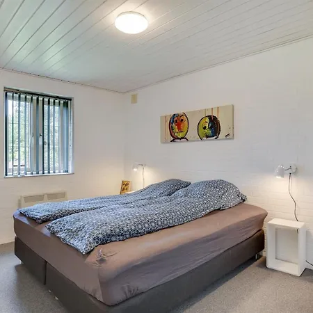 Hjalmsvider - 1km From The Sea By Interhome Blavand