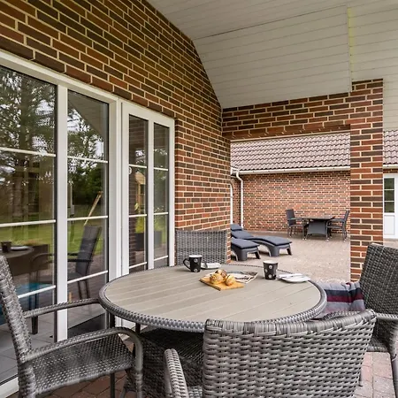 Hjalmsvider - 1km From The Sea By Interhome Blåvand